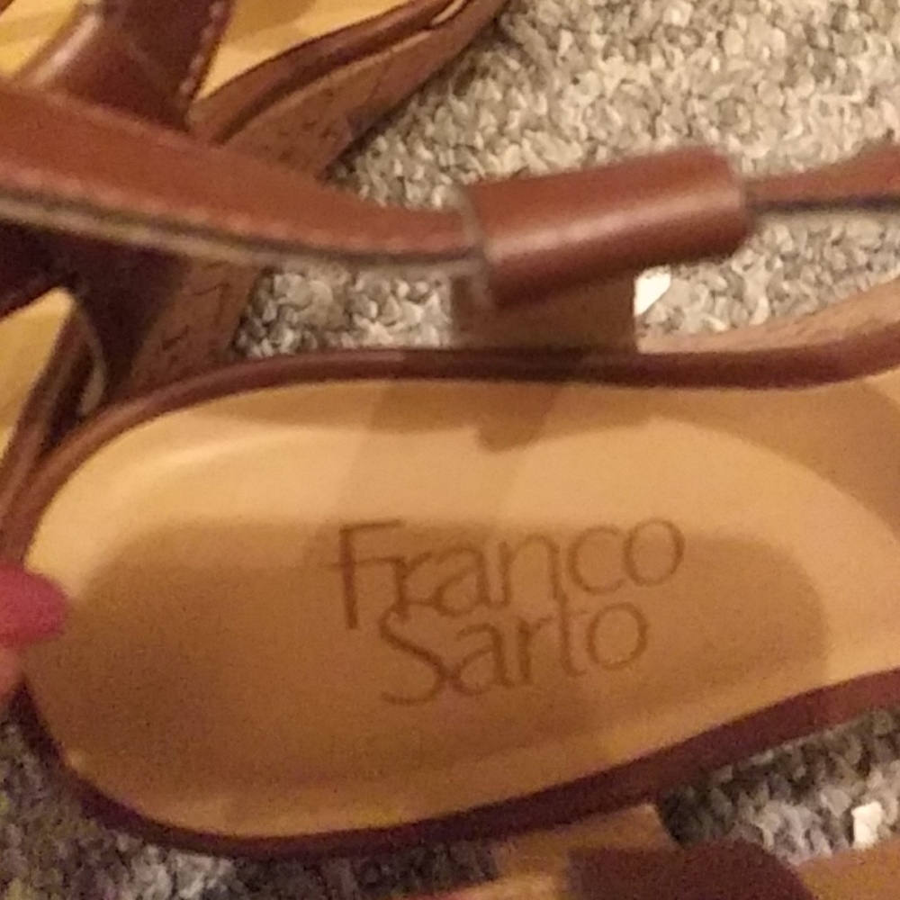 Shoes - Picture 4 of 4